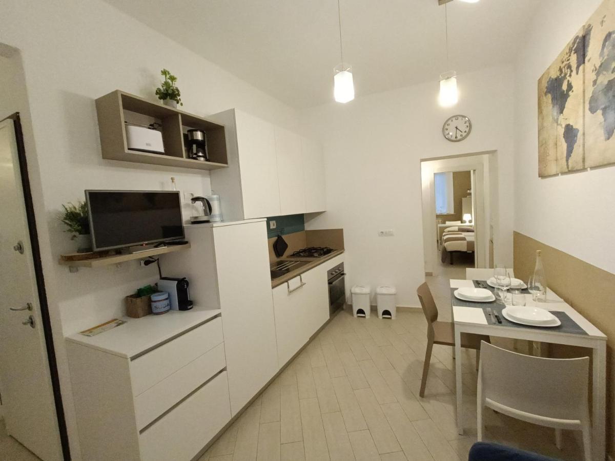 Ferienwohnung Firsthouse - Nel Centro Storico Con Parcheggio Gratuito Siena Exterior foto